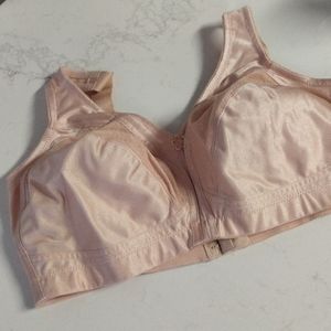 Exquisite Bra 38D New